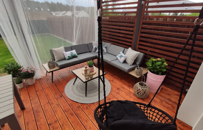 Drewniany taras i pergola - koszty, wymiary i projekt