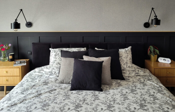 Metamorfoza sypialni - tapeta i boazeria angielska